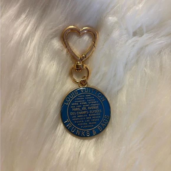 Source Unknown Accessories - Multicolor Reversible Trunks & Bags Keychain/Bag Charm